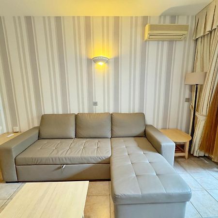 797 Holiday Rentals- Precioso Piso Con Vistas Al Jardin En Benalbeach Benalmádena Exteriör bild