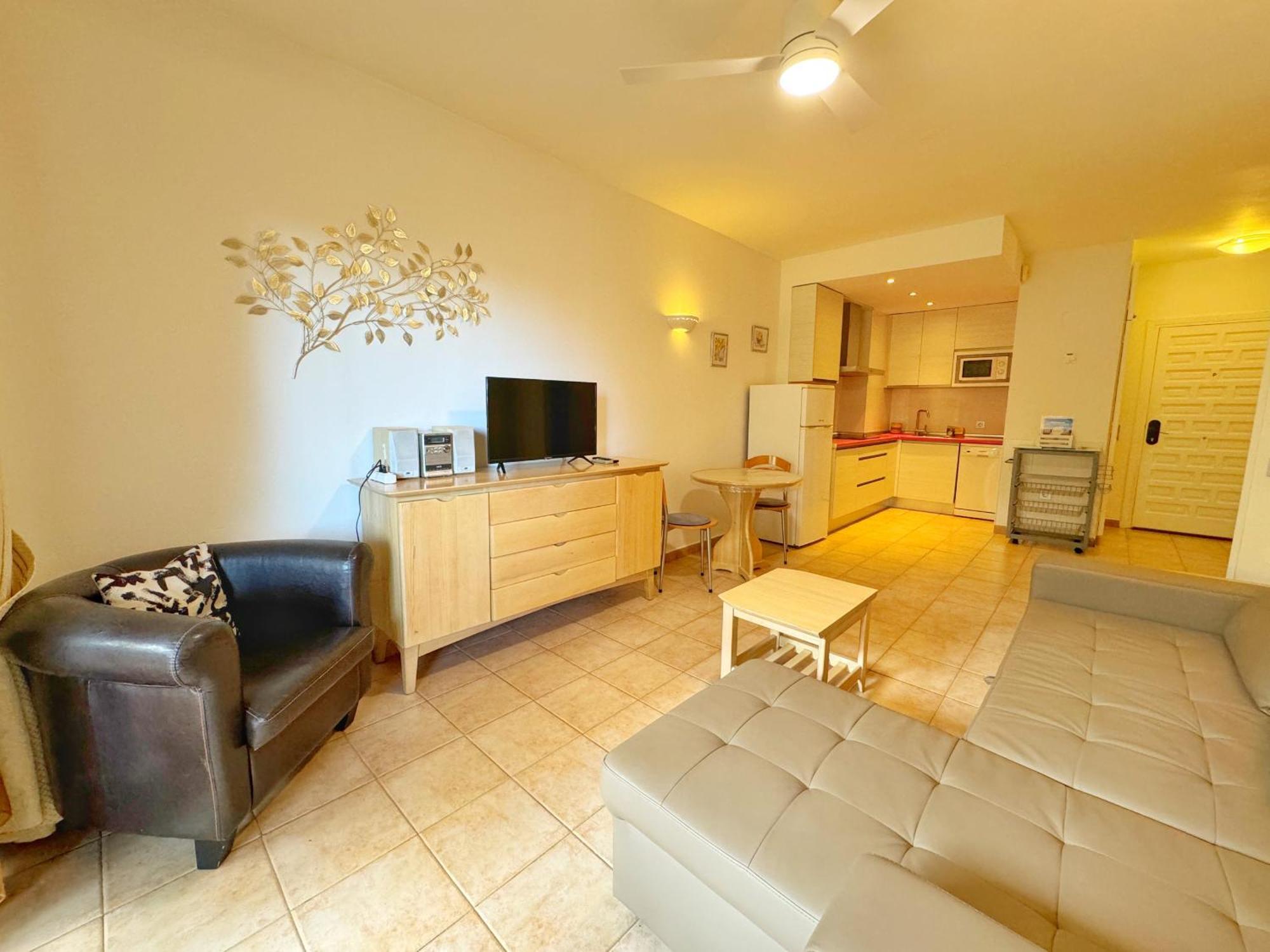 797 Holiday Rentals- Precioso Piso Con Vistas Al Jardin En Benalbeach Benalmádena Exteriör bild